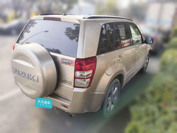 [成都·川A] 二手铃木超级维特拉2011款 2.4 AT JLX-EL 5门版