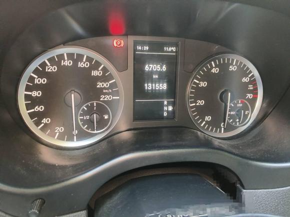 [上海·沪B] 二手奔驰威霆2020款 2.0T 商务版 7座