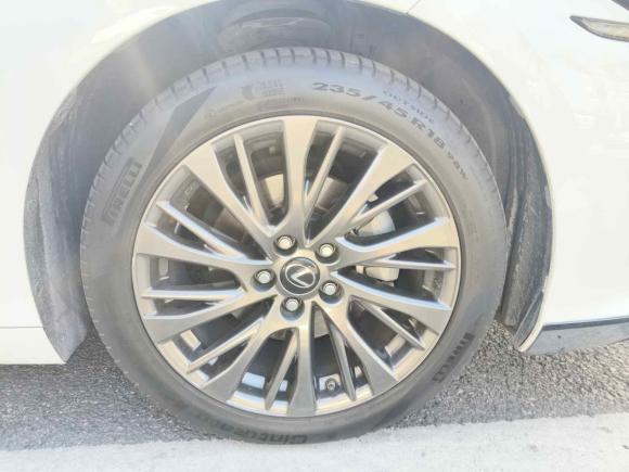 [佛山·粤Y] 二手雷克萨斯雷克萨斯ES2018款 260 F SPORT 国V