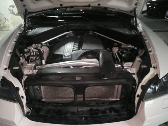 [青岛·鲁B] 二手宝马宝马X62011款 xDrive35i