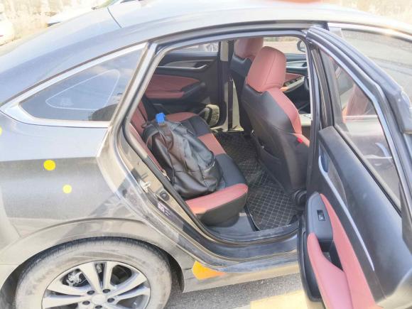 [成都·川G] 二手长安逸动2023款 畅享版 PLUS 蓝鲸NE 1.4T GDI DCT尊贵版