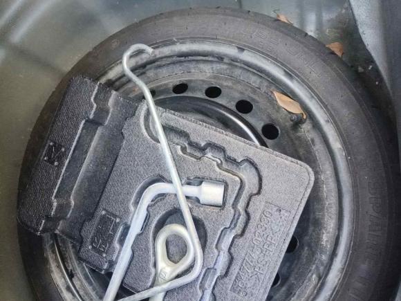 [湖州·浙E] 二手丰田卡罗拉2017款 改款双擎 1.8L E-CVT精英版