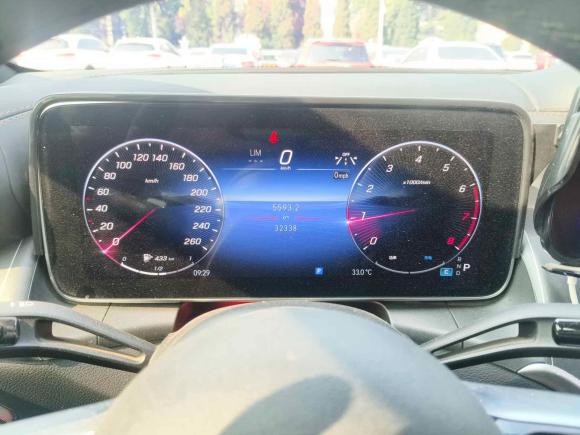 [西安·陕U] 二手奔驰奔驰GLC2023款 改款 GLC 260 L 4MATIC 豪华型 5座