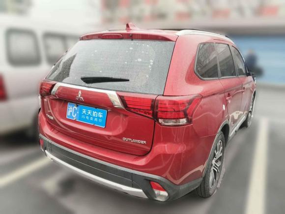 [上海·沪C] 二手三菱欧蓝德2018款 2.0L 两驱荣耀版 5座