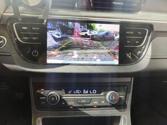 [成都·川A] 二手吉利汽车帝豪2019款  领军版 1.5L 手动豪华型 国VI