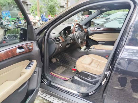 [上海·沪C] 二手奔驰奔驰M级2014款 ML 400 4MATIC豪华型