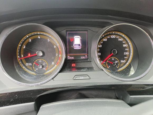 [上海·赣K] 二手大众途观L2020款 330TSI 自动两驱全景舒适版 国VI