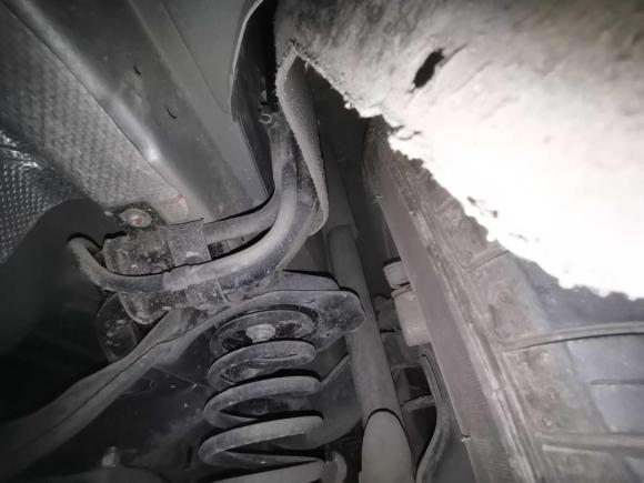 [南京·苏L] 二手福特福克斯2012款 三厢 1.6L 手动风尚型