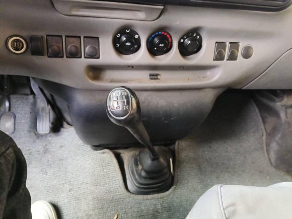 [上海·沪A] 二手福特经典全顺2013款 2.8T柴油普通型短轴中顶JX493ZLQ4