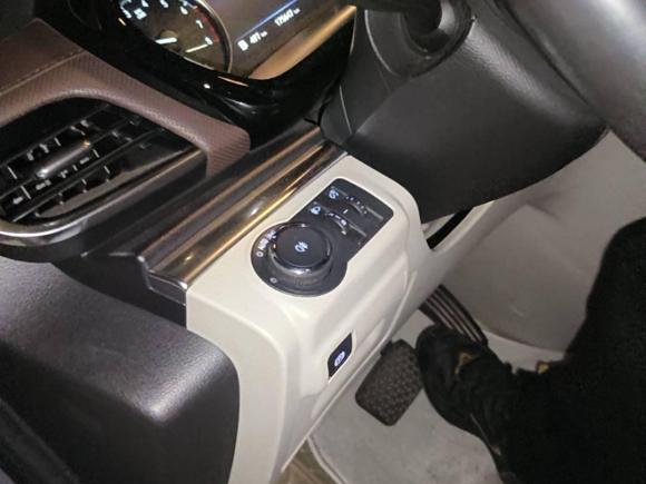 [深圳·粤L] 二手别克别克GL82021款 陆上公务舱 652T 豪华型