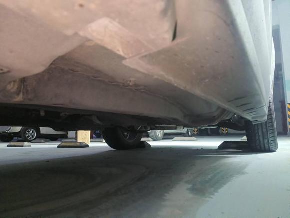 [济南·鲁A] 二手Jeep指南者(进口)2014款 改款 2.0L 两驱精英版