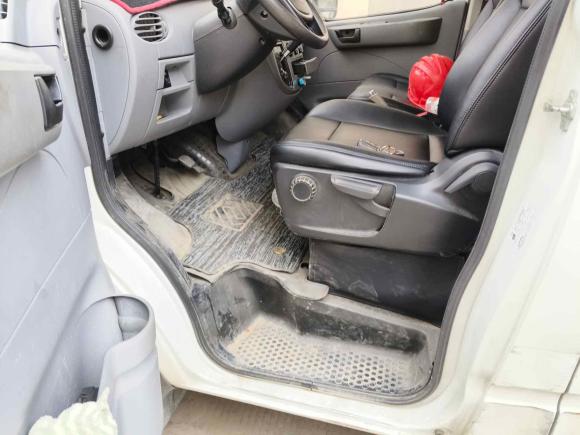 [常州·苏D] 二手大通新途V802018款 2.5T AMT商旅长轴中顶9座