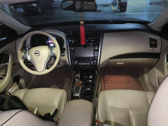 [广州·粤S] 二手日产天籁2014款 公爵 2.5L XV荣耀版