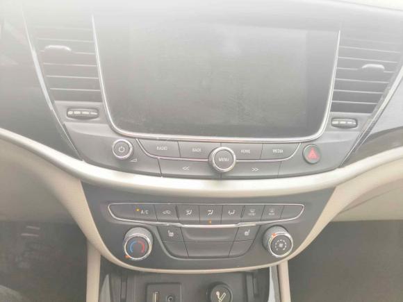 [上海·皖P] 二手别克威朗2015款 三厢 15S 自动领先型