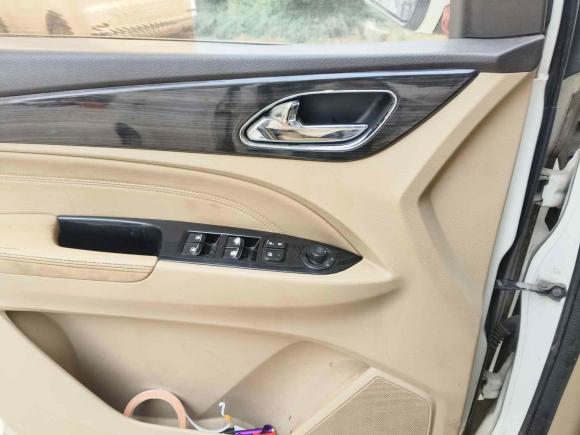 [义乌·浙G] 二手宝骏宝骏7302016款 1.5L 手动豪华型 7座