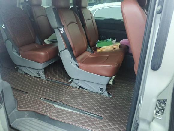 [深圳·粤B] 二手奔驰威霆2010款 2.5L 精英版