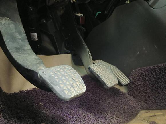 [西安·陕A] 二手雪佛兰科鲁兹2015款 1.5L 经典 SL MT