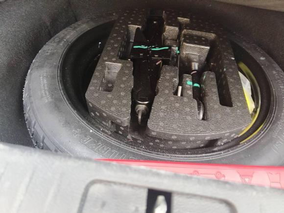 [青岛·鲁B] 二手奇瑞艾瑞泽82023款 高能版 2.0T DCT劲