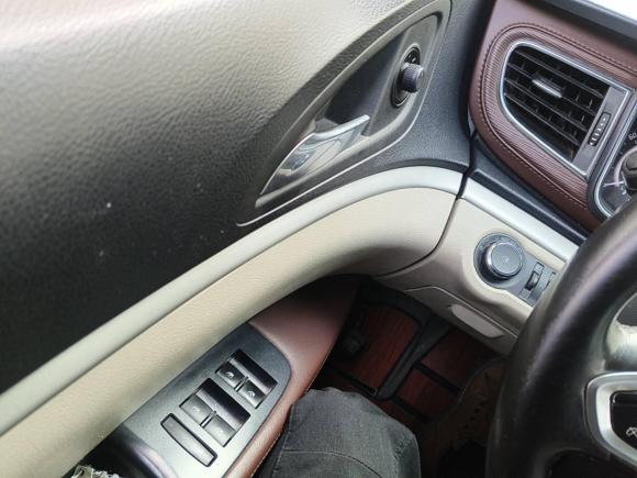 [南通·苏F] 二手别克别克GL82018款 28T 豪华型 国VI