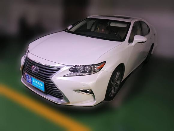 雷克萨斯雷克萨斯ES2015款 300h 舒适版「无锡二手车」「天天拍车」