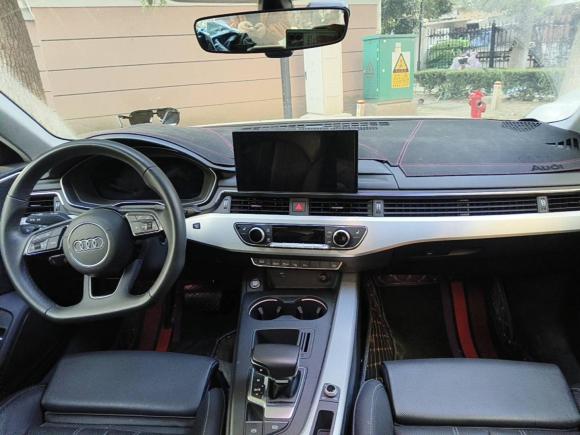 [苏州·苏U] 二手奥迪奥迪A4L2022款 40 TFSI 豪华动感型