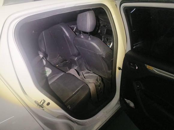 [成都·川A] 二手雪铁龙雪铁龙C3-XR2015款 1.6THP 自动先锋型