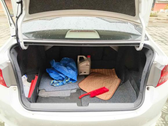 [南京·苏A] 二手本田锋范2015款 1.5L 手动进取版