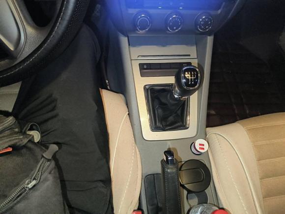 [合肥·皖A] 二手斯柯达明锐2015款 1.6L 手动逸杰版