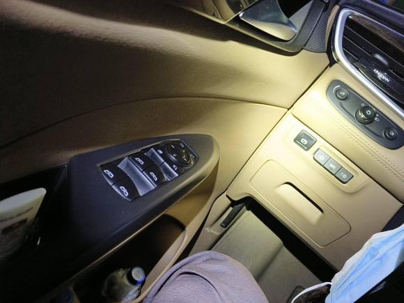 [上海·沪L] 二手别克别克GL82017款 ES 28T 旗舰型 国V