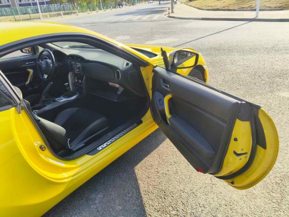 [上海·沪D] 二手斯巴鲁斯巴鲁BRZ2017款 2.0i 手动type-RS黄色特装版