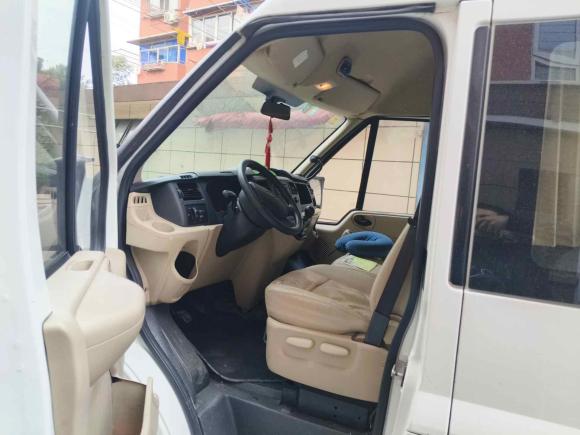 [上海·沪C] 二手福特新世代全顺2016款 2.4T长轴15座中顶客车