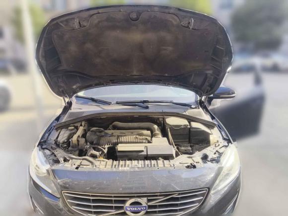 [武汉·鄂A] 二手沃尔沃沃尔沃S602015款 S60L T5 智驭版