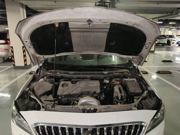 [上海·皖N] 二手别克威朗2015款 三厢 15S 自动领先型