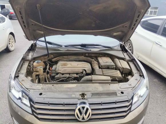 [武汉·鄂A] 二手大众帕萨特2013款 1.8TSI DSG御尊版