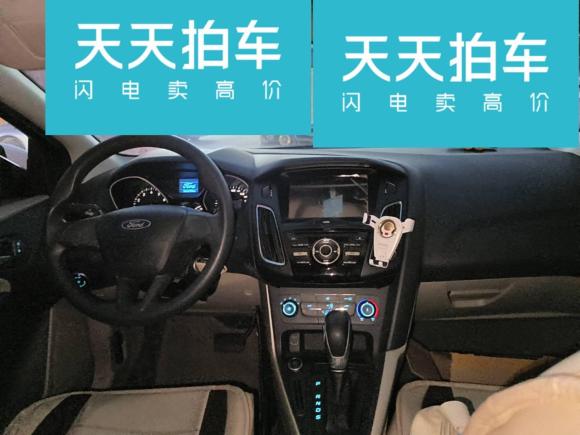 [青岛·鲁B] 二手福特福克斯2018款 三厢经典 1.6L 自动舒适型智行版