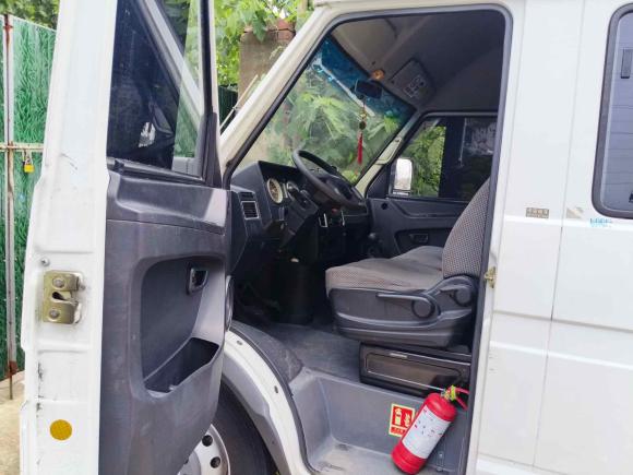 [武汉·鄂W] 二手依维柯依维柯得意2017款 2.5T A40客车7座47Z5