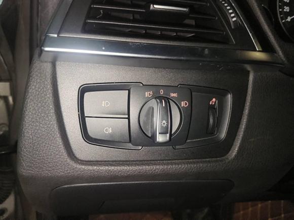 [广州·粤A] 二手宝马宝马3系2018款 320Li 时尚型