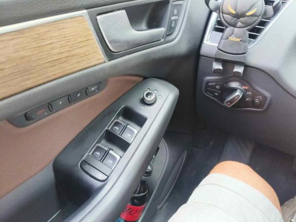 [上海·沪E] 二手奥迪奥迪Q52015款 40 TFSI 豪华型