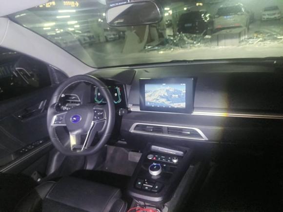 [深圳·粤B] 二手比亚迪比亚迪e32020款 高续航版 耀·豪华型