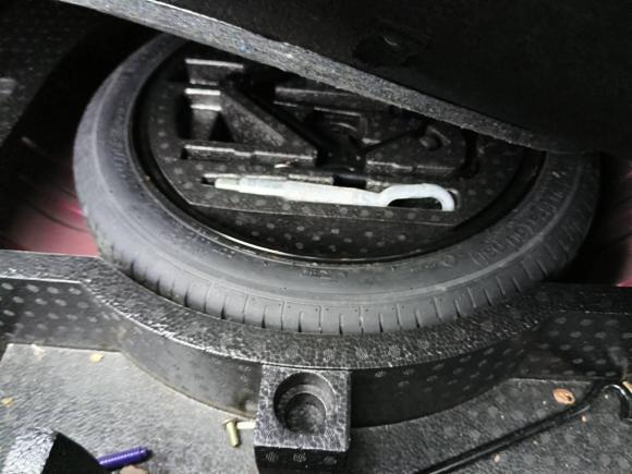 [芜湖·皖A] 二手荣威荣威i62017款 20T 自动旗舰版