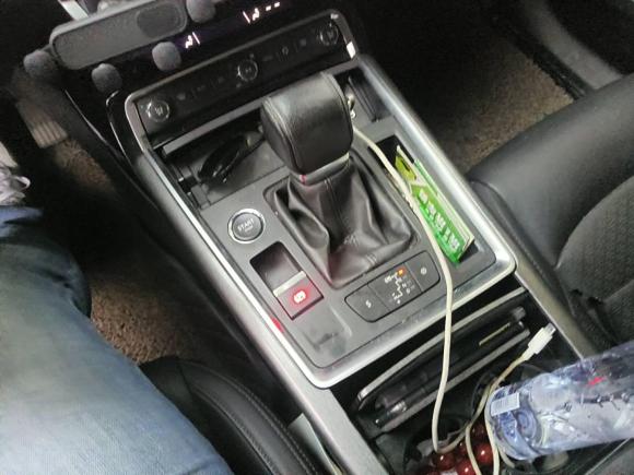 [成都·川A] 二手雪铁龙雪铁龙C62017款 380THP 尊贵型