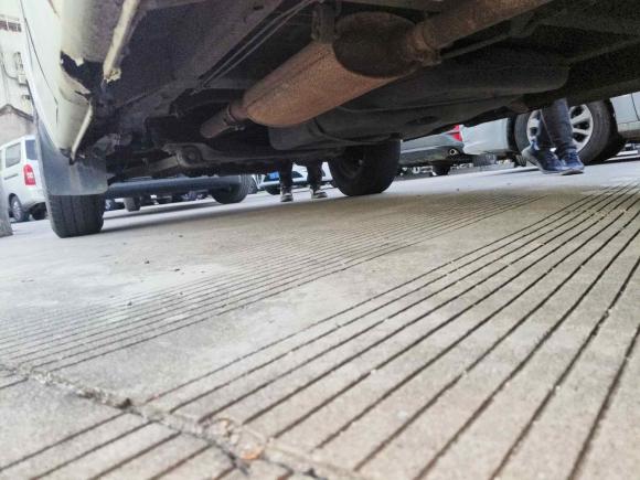 [宁波·浙B] 二手上汽大通MAXUS新途V802016款 2.5T 手动傲运通国IV短轴中顶6座