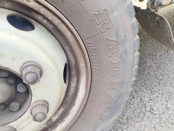 [苏州·苏E] 二手依维柯依维柯褒迪2012款 2.5T-A32 基本型