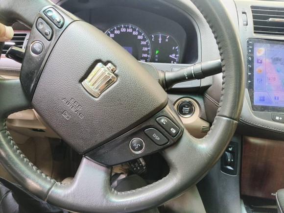 [上海·沪J] 二手丰田皇冠2010款 2.5L Royal 真皮版