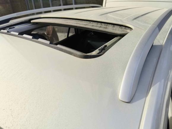 [上海·沪A] 二手荣威荣威Ei52018款 互联网豪华版