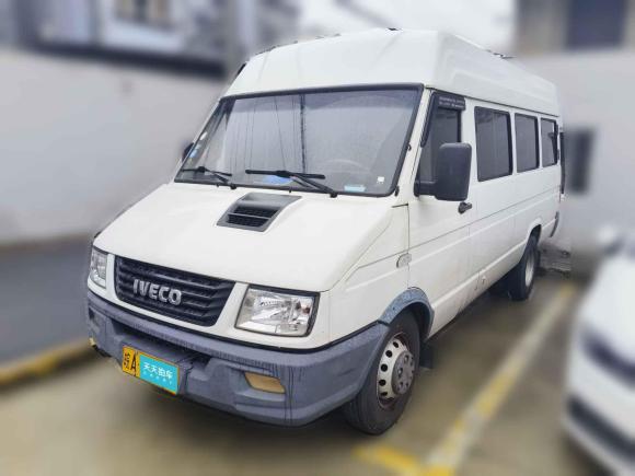 [上海·皖A] 二手依维柯依维柯得意2017款 2.8T A40客车17座43S5