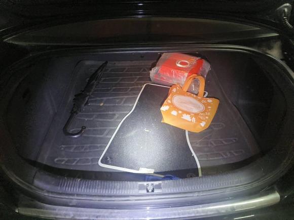 [上海·沪K] 二手奥迪奥迪A6L2010款 2.0 TFSI 手动标准型