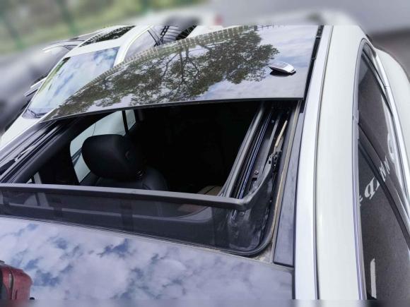 [无锡·苏B] 二手奔驰奔驰GLA2022款 改款 GLA 200