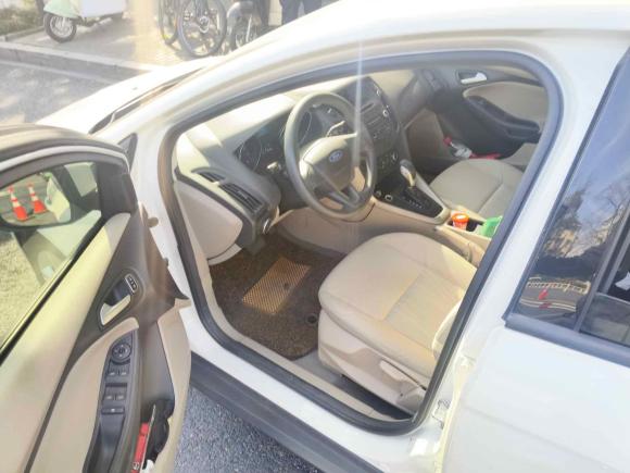 [杭州·浙A] 二手福特福克斯2015款 三厢 1.6L 自动舒适型