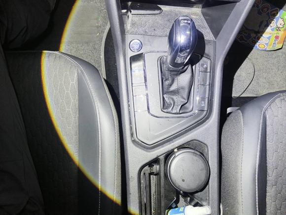 [南京·苏A] 二手大众途观L2017款 330TSI 自动两驱风尚版